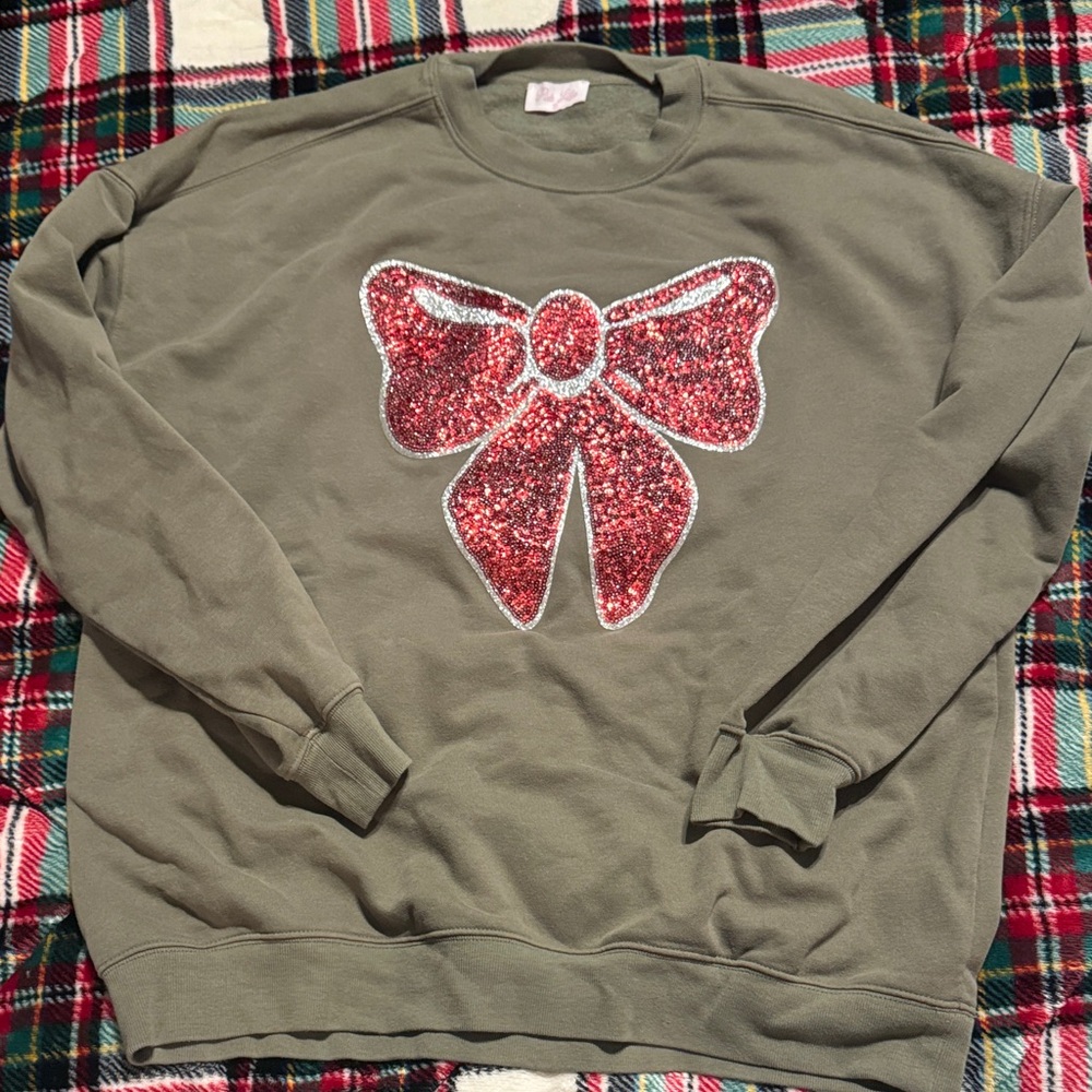 Pink Lily glittery bow sweatshirt Medium